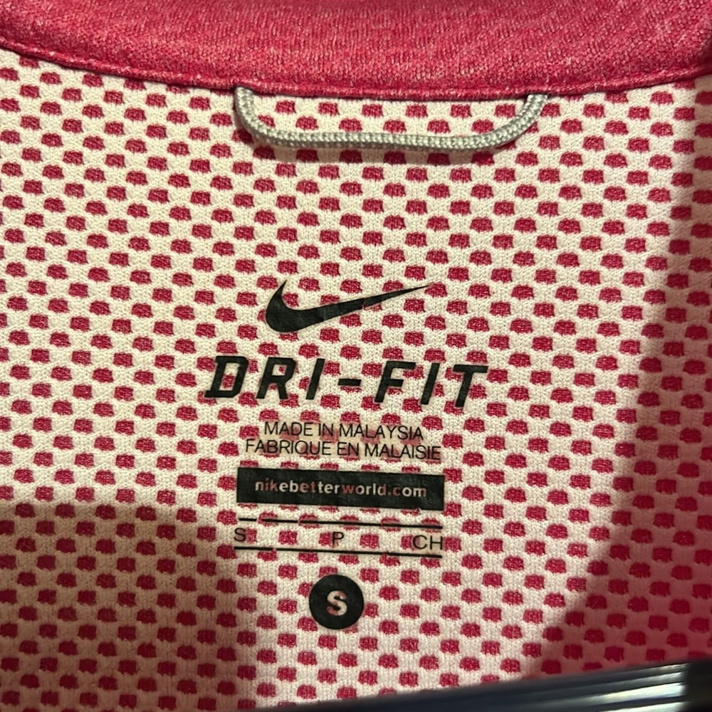 Women's Pink Nike Jacket / Like New - Picture 2 of 2